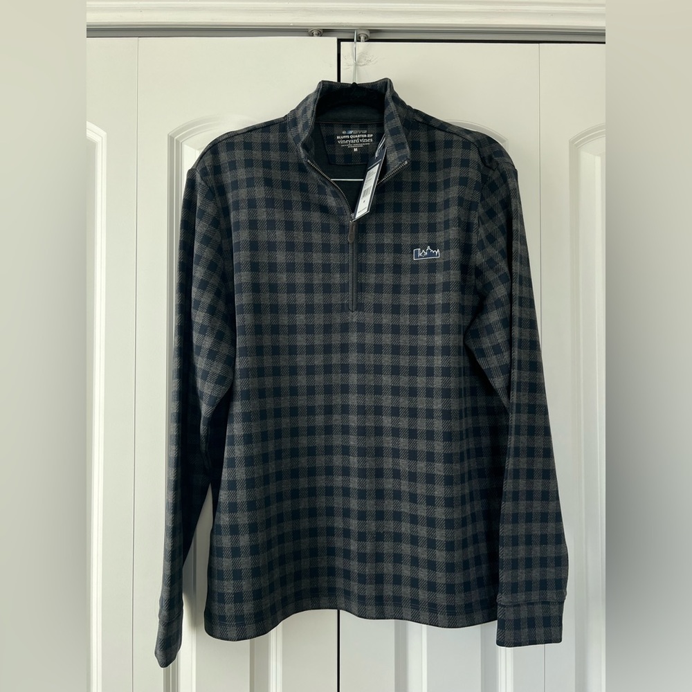 NWT Men’s Vineyard Vines